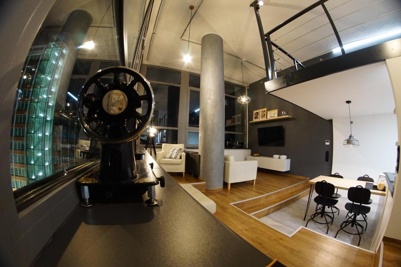 View Skyscraper Bata - Loft Xl Διαμέρισμα Zlín Εξωτερικό φωτογραφία